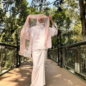 Polka Loom Selendang